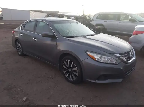 1N4AL3AP4GC277662 2016 NISSAN ALTIMA - Image 1