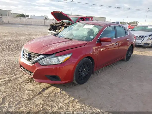 1N4AL3AP4GC278052 2016 NISSAN ALTIMA - Image 2