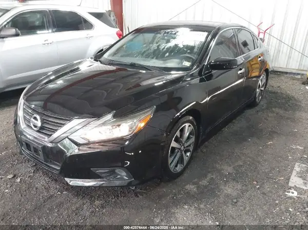 1N4AL3AP4GC278150 2016 NISSAN ALTIMA - Image 2