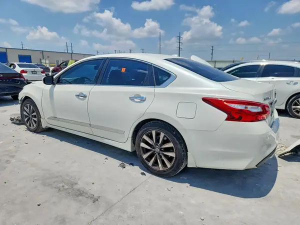 1N4AL3AP4GC278813 2016 NISSAN ALTIMA - Image 2