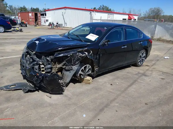 1N4AL3AP4GC284045 2016 NISSAN ALTIMA - Image 2