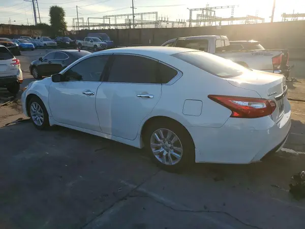 1N4AL3AP4GC285843 2016 NISSAN ALTIMA - Image 2