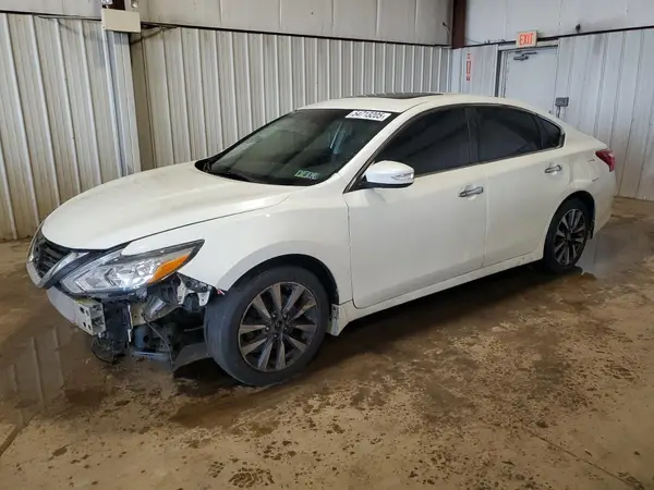 1N4AL3AP4GC286765 2016 NISSAN ALTIMA - Image 1
