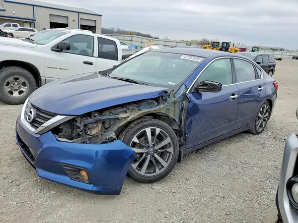 1N4AL3AP4GC288077 2016 NISSAN ALTIMA - Image 1