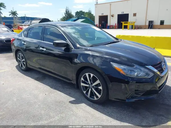 1N4AL3AP4GC289147 2016 NISSAN ALTIMA - Image 1