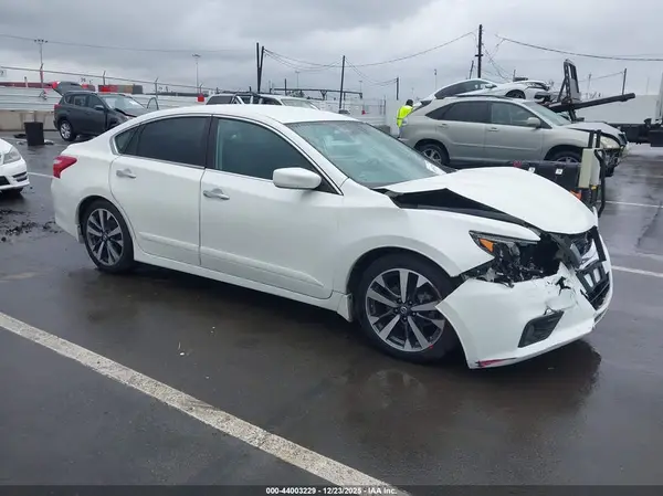1N4AL3AP4GC294316 2016 NISSAN ALTIMA - Image 1