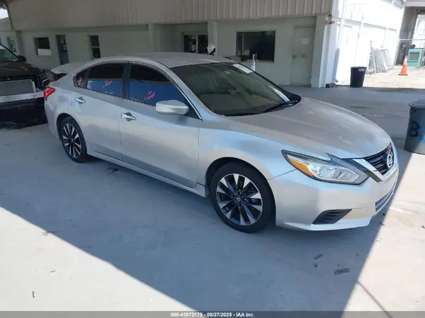 1N4AL3AP4GN307764 2016 NISSAN ALTIMA - Image 1