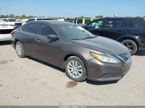 1N4AL3AP4GN312818 2016 NISSAN ALTIMA - Image 1