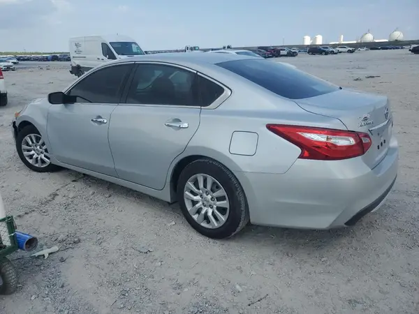 1N4AL3AP4GN330266 2016 NISSAN ALTIMA - Image 2