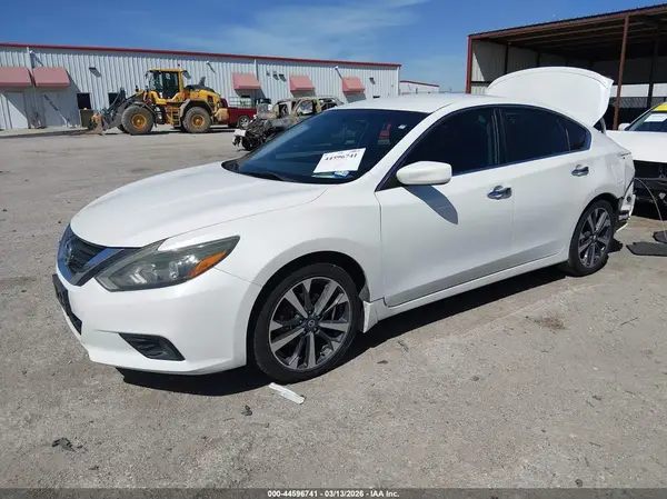 1N4AL3AP4GN333975 2016 NISSAN ALTIMA - Image 2