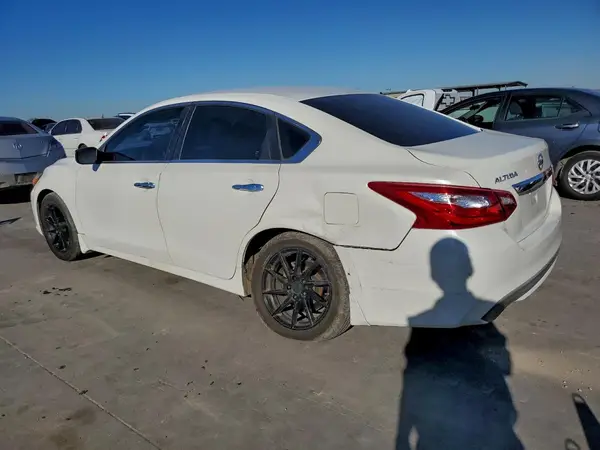 1N4AL3AP4GN335189 2016 NISSAN ALTIMA - Image 2