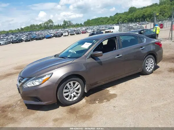 1N4AL3AP4GN338657 2016 NISSAN ALTIMA - Image 2
