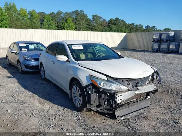 1N4AL3AP4GN341039 2016 NISSAN ALTIMA - Image 1