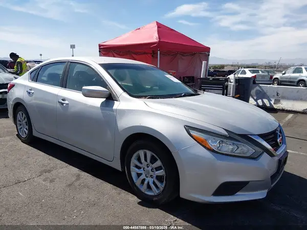 1N4AL3AP4GN344152 2016 NISSAN ALTIMA - Image 1