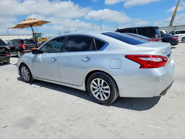 1N4AL3AP4GN350548 2016 NISSAN ALTIMA - Image 2