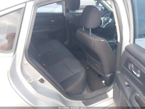 1N4AL3AP4GN352302 2016 NISSAN ALTIMA - Image 8