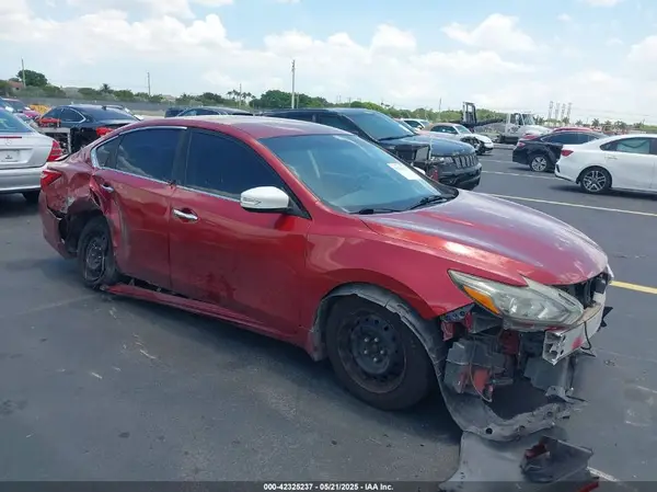 1N4AL3AP4GN353532 2016 NISSAN ALTIMA - Image 1