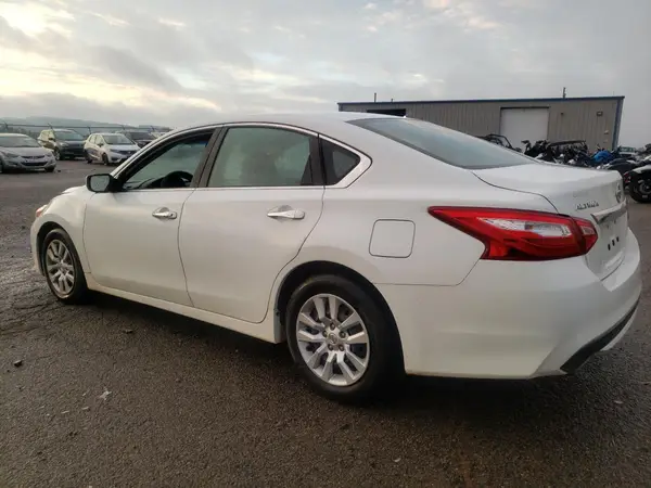 1N4AL3AP4GN357922 2016 NISSAN ALTIMA - Image 2