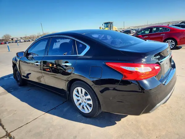 1N4AL3AP4GN358777 2016 NISSAN ALTIMA - Image 2