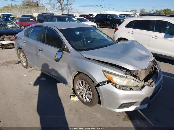1N4AL3AP4GN371657 2016 NISSAN ALTIMA - Image 1