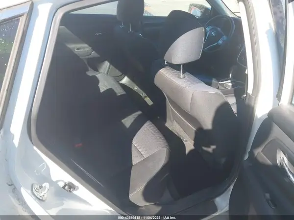 1N4AL3AP4GN378608 2016 NISSAN ALTIMA - Image 8