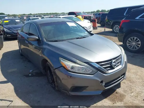 1N4AL3AP4GN379239 2016 NISSAN ALTIMA - Image 1