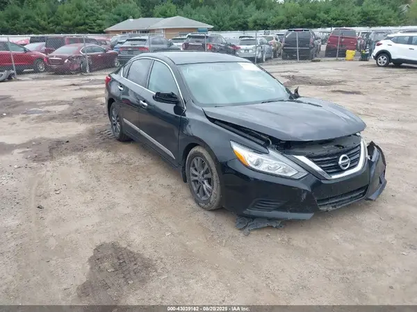 1N4AL3AP4GN382853 2016 NISSAN ALTIMA - Image 1