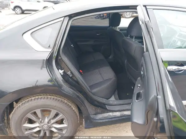 1N4AL3AP4GN382853 2016 NISSAN ALTIMA - Image 8
