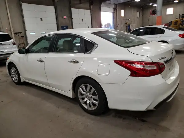 1N4AL3AP4GN384733 2016 NISSAN ALTIMA - Image 2