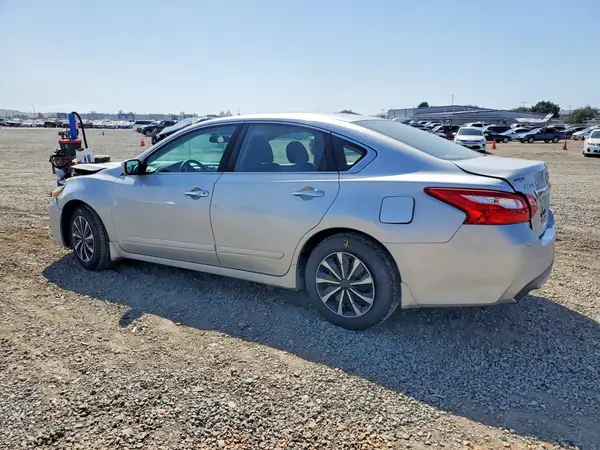1N4AL3AP4GN389480 2016 NISSAN ALTIMA - Image 2