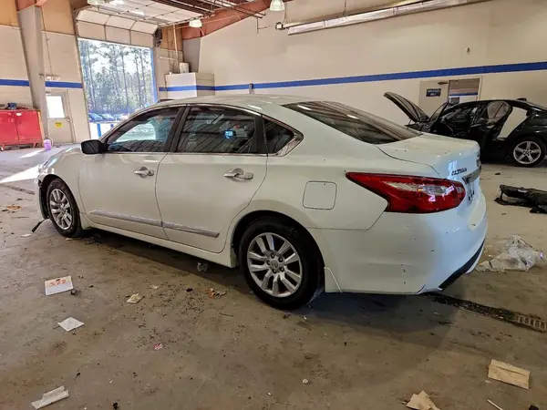 1N4AL3AP4GN390368 2016 NISSAN ALTIMA - Image 2