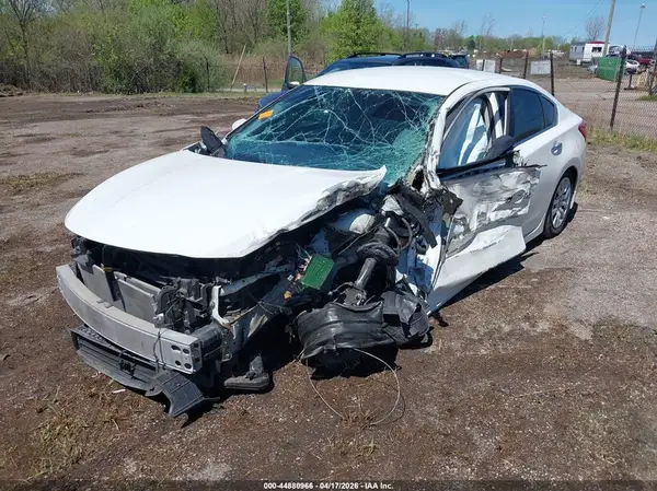 1N4AL3AP4HC108856 2017 NISSAN ALTIMA - Image 2