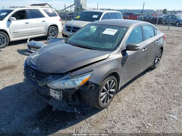 1N4AL3AP4HC109487 2017 NISSAN ALTIMA - Image 2
