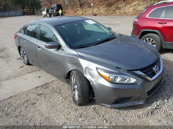1N4AL3AP4HC109988 2017 NISSAN ALTIMA - Image 1