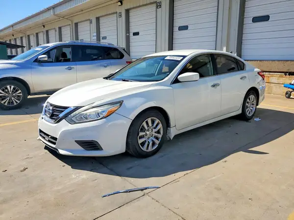 1N4AL3AP4HC110543 2017 NISSAN ALTIMA - Image 1