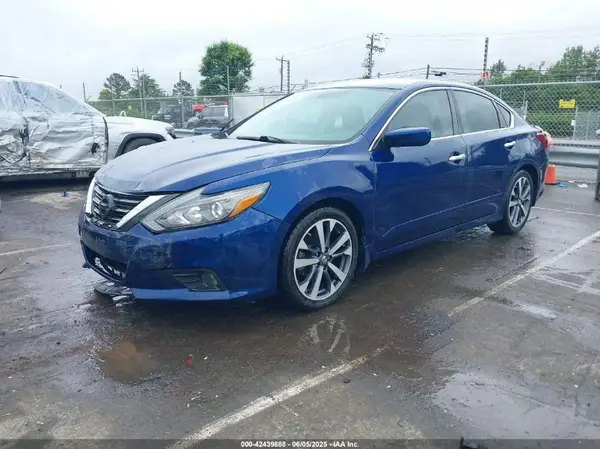 1N4AL3AP4HC117394 2017 NISSAN ALTIMA - Image 2