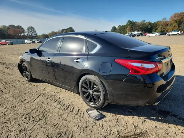 1N4AL3AP4HC117640 2017 NISSAN ALTIMA - Image 2