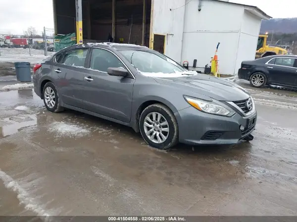 1N4AL3AP4HC119551 2017 NISSAN ALTIMA - Image 1