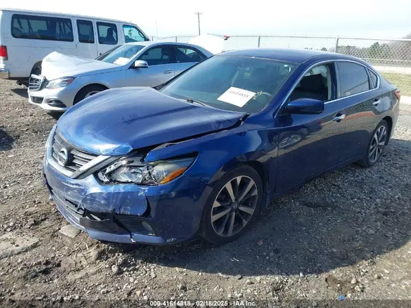 1N4AL3AP4HC119923 2017 NISSAN ALTIMA - Image 2