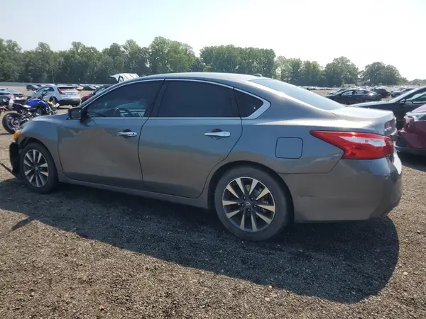 1N4AL3AP4HC120571 2017 NISSAN ALTIMA - Image 2