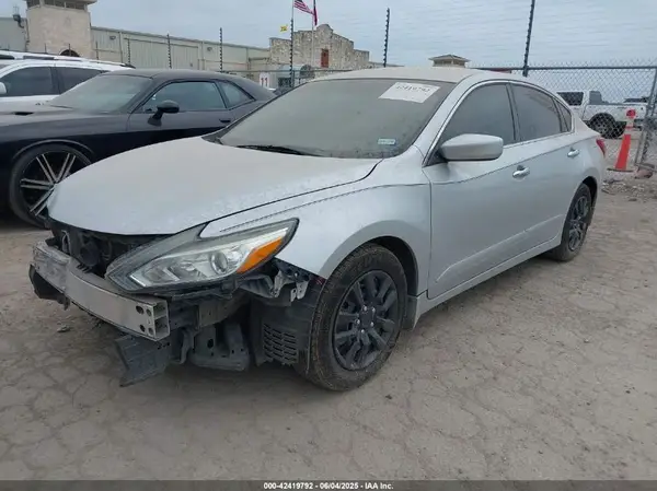 1N4AL3AP4HC122126 2017 NISSAN ALTIMA - Image 2