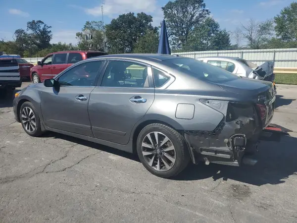 1N4AL3AP4HC127570 2017 NISSAN ALTIMA - Image 2
