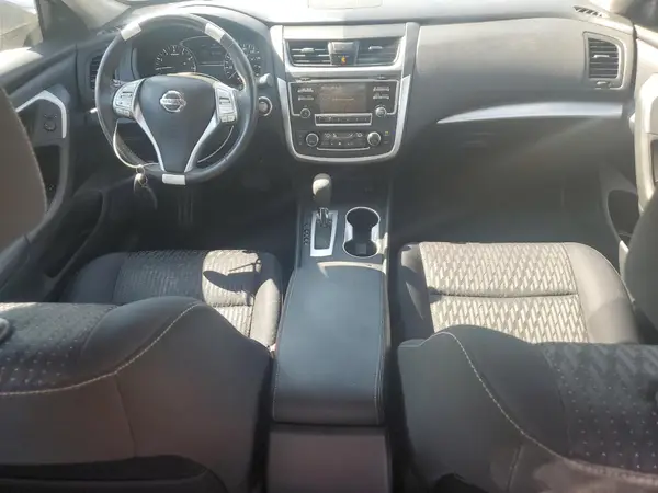 1N4AL3AP4HC127570 2017 NISSAN ALTIMA - Image 8