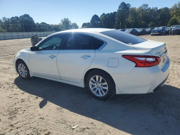1N4AL3AP4HC127651 2017 NISSAN ALTIMA - Image 2
