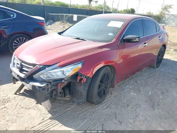 1N4AL3AP4HC128086 2017 NISSAN ALTIMA - Image 2