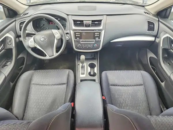 1N4AL3AP4HC130694 2017 NISSAN ALTIMA - Image 8