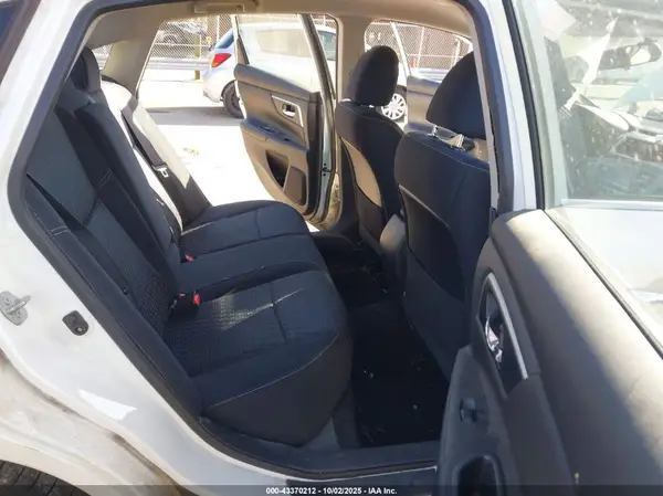 1N4AL3AP4HC131442 2017 NISSAN ALTIMA - Image 8
