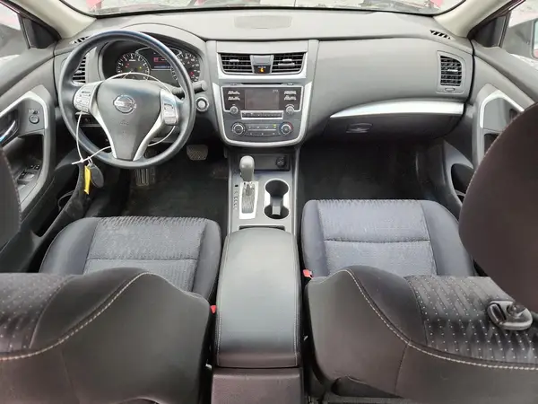 1N4AL3AP4HC131828 2017 NISSAN ALTIMA - Image 8