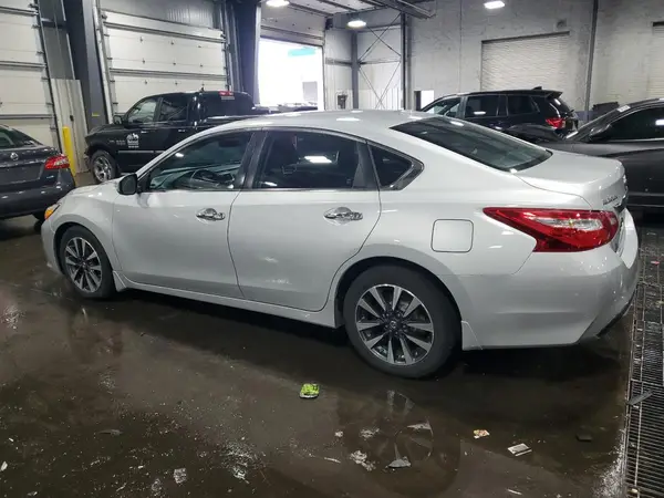 1N4AL3AP4HC132252 2017 NISSAN ALTIMA - Image 2