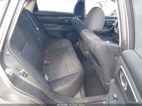 1N4AL3AP4HC133255 2017 NISSAN ALTIMA - Image 8
